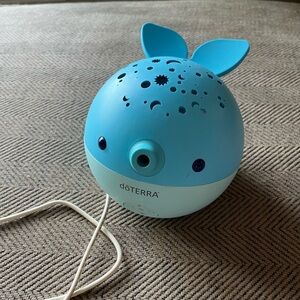 DoTERRA Whale Essential Oil Diffuser
